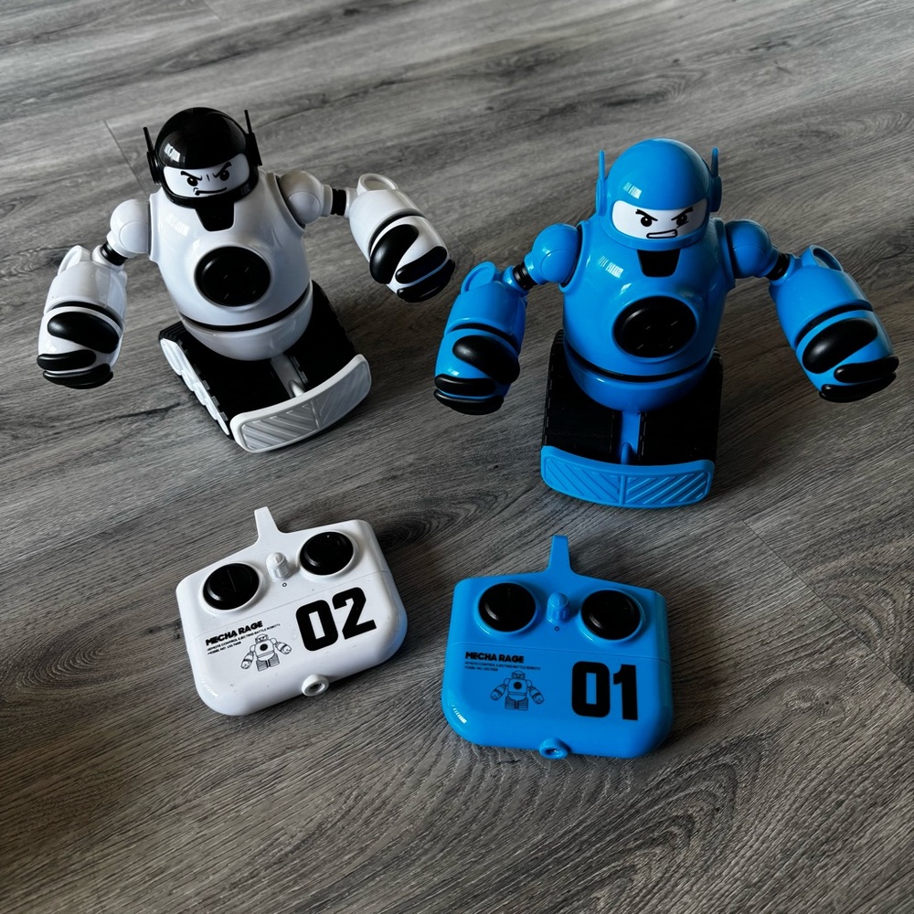 Sharper Image Toy Remote Control Mecha Rage - Picture 4 of 11